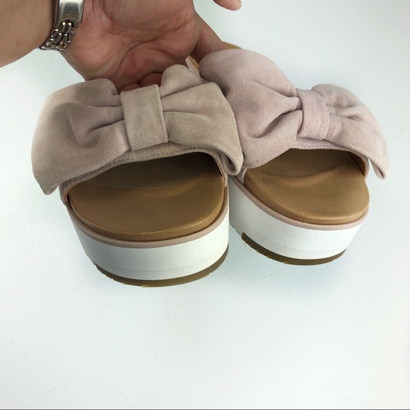 UGG Sandals with Ribbon Brown Size 7.5 M - Picture 3 of 8